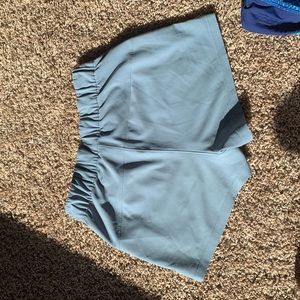 Lululemon on the fly shorts